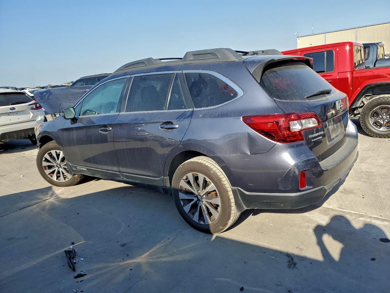 2015 SUBARU Outback
