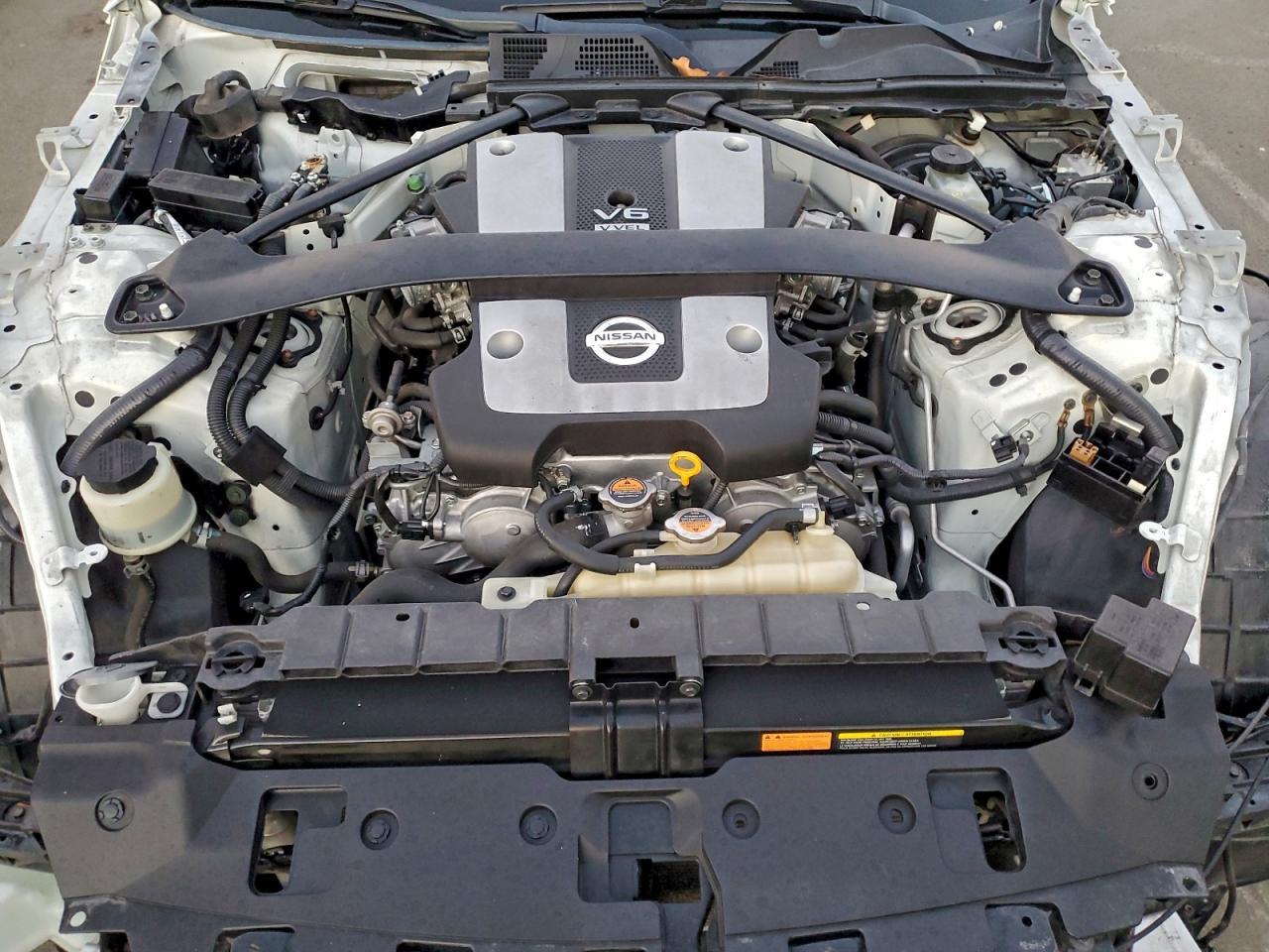 2016 NISSAN 370Z