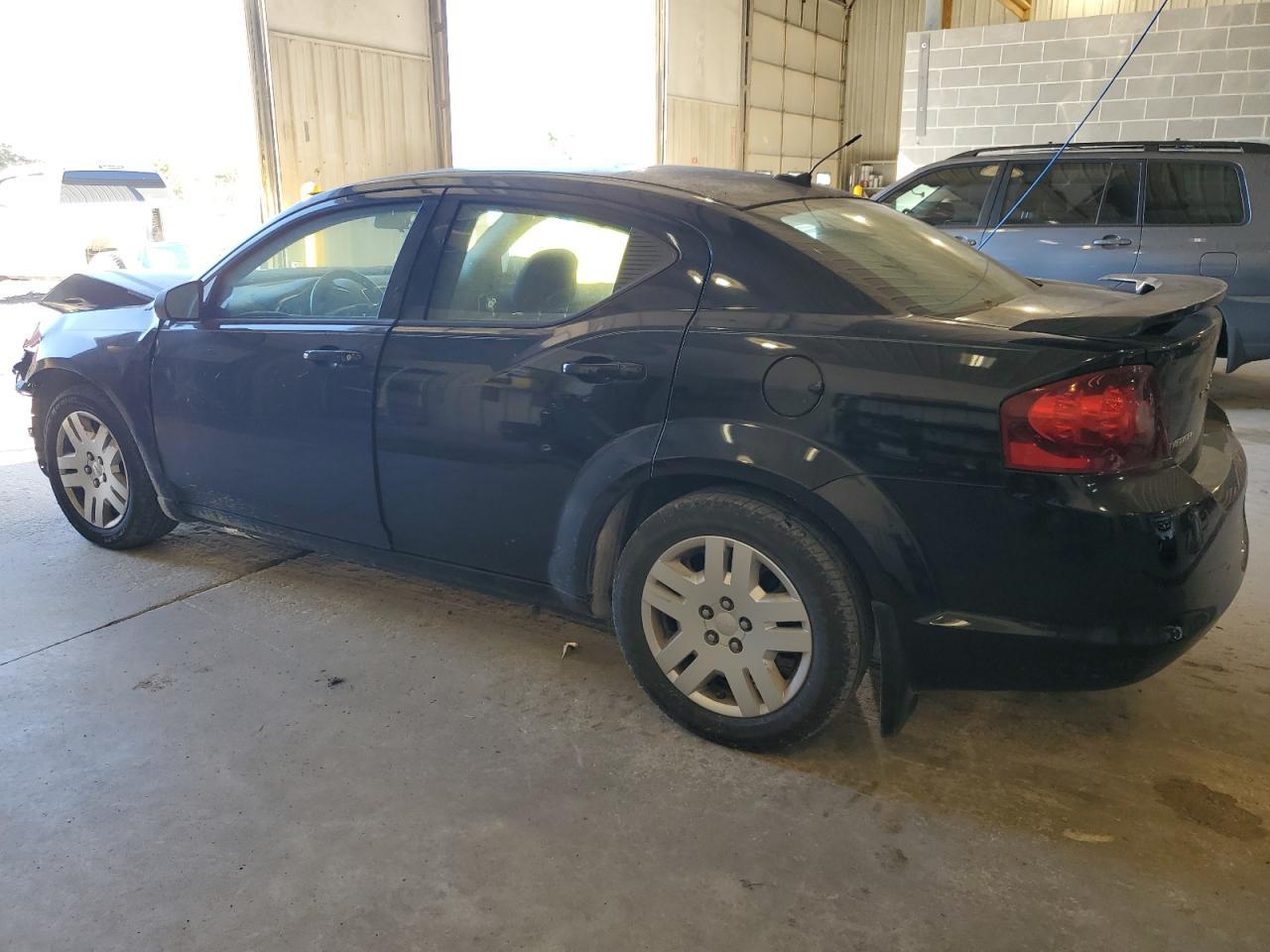 2013 DODGE Avenger