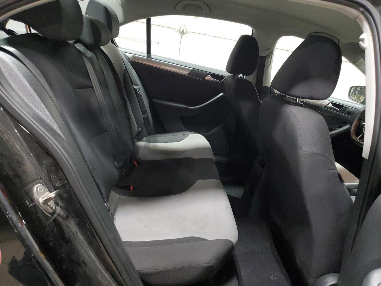 2017 VOLKSWAGEN JETTA