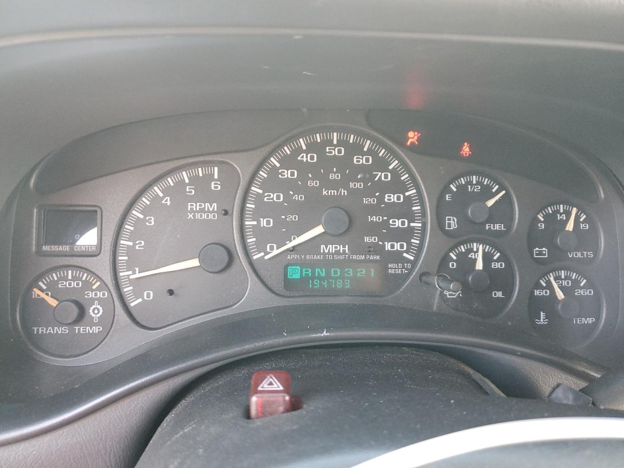 2002 CHEVROLET Tahoe