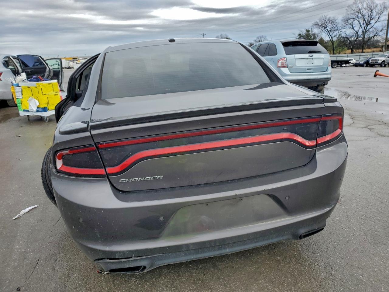 2015 DODGE CHARGER