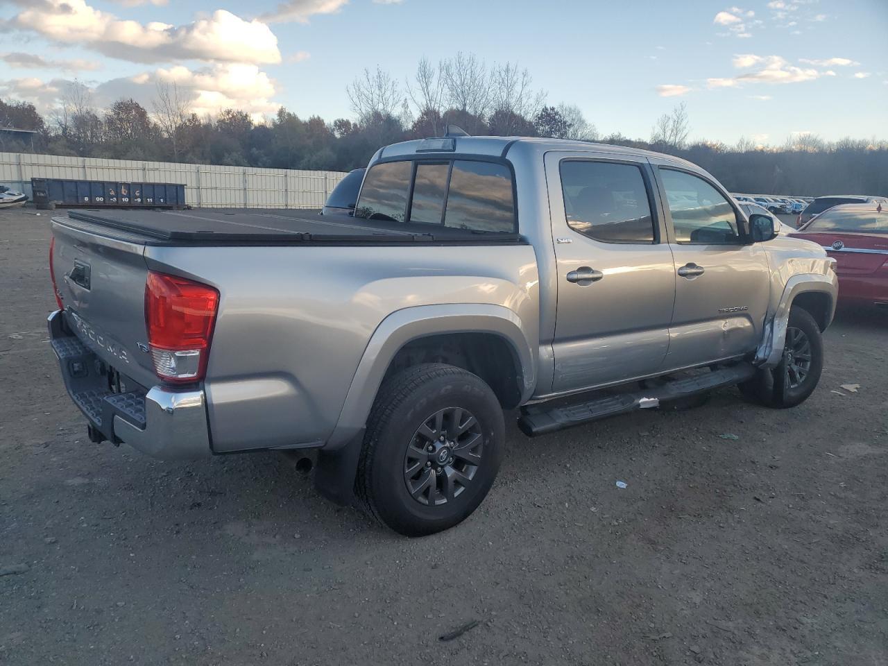 2016 TOYOTA TACOMA