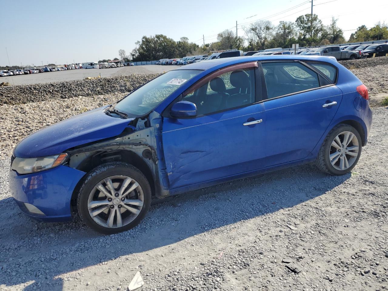2011 KIA FORTE