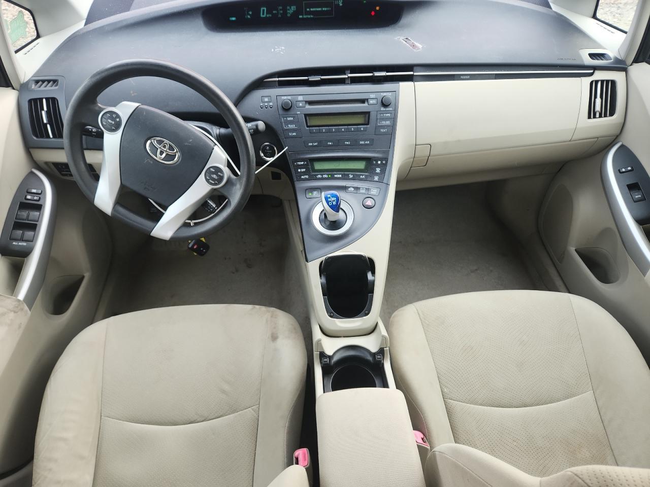 2011 TOYOTA PRIUS