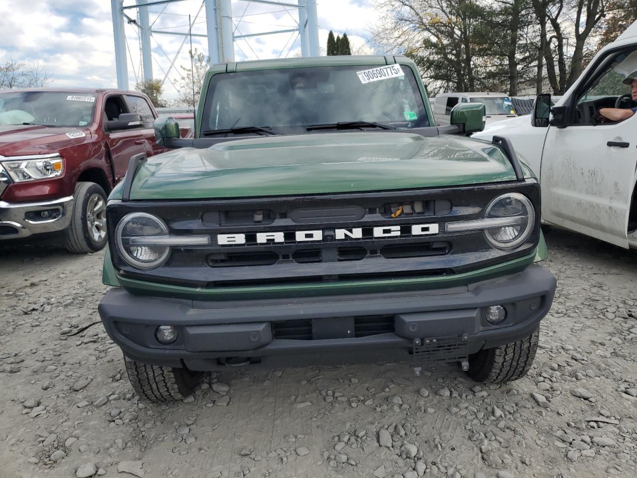 2024 FORD Bronco