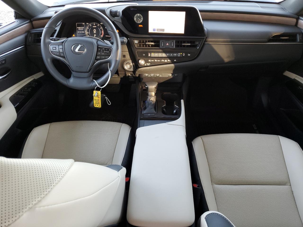 2025 LEXUS ES 350