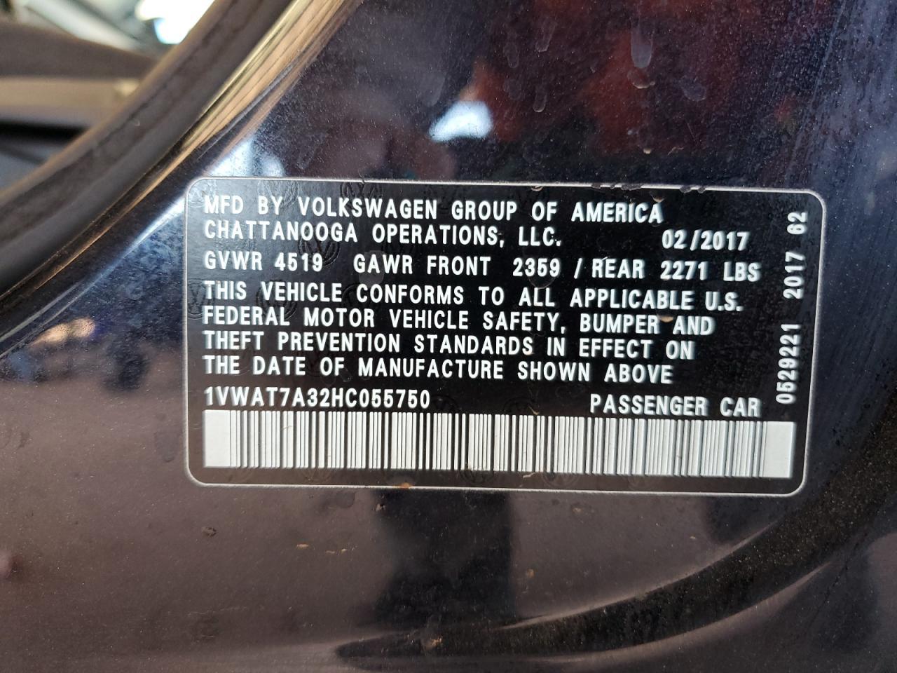 2017 VOLKSWAGEN Passat