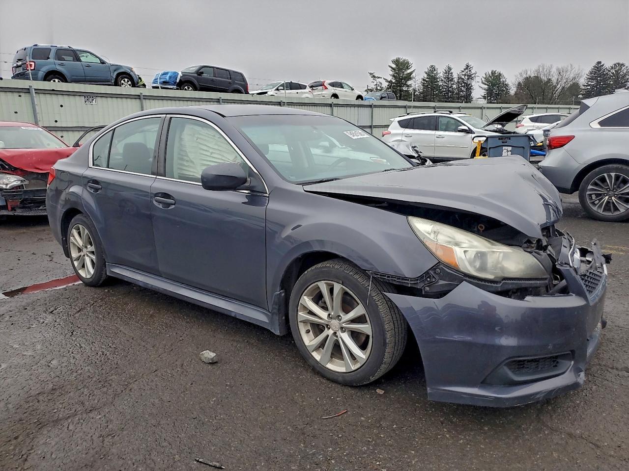 2013 SUBARU Legacy