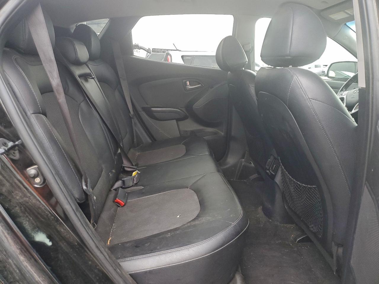2015 HYUNDAI TUCSON