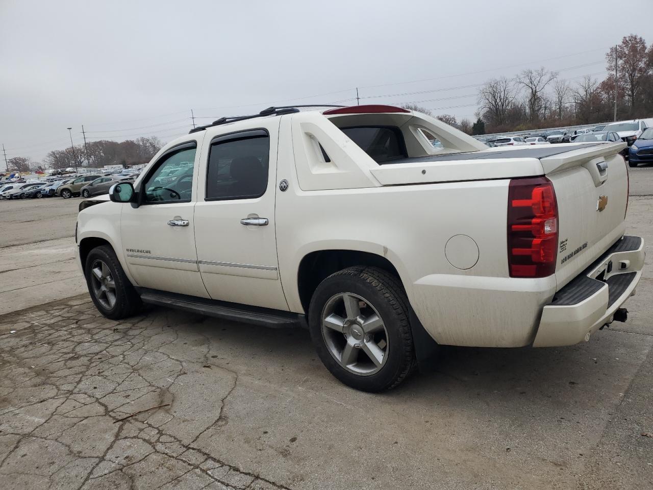 2013 CHEVROLET Avalanche