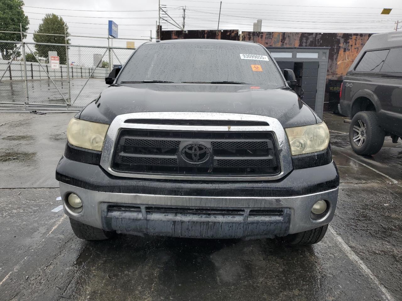 2010 TOYOTA TUNDRA