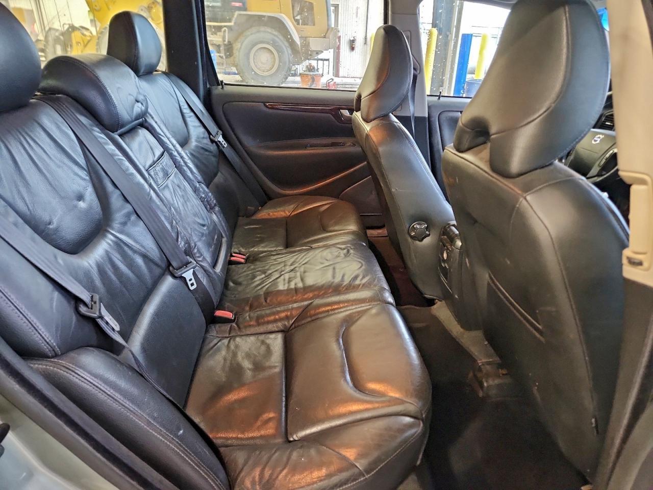 2007 VOLVO V70