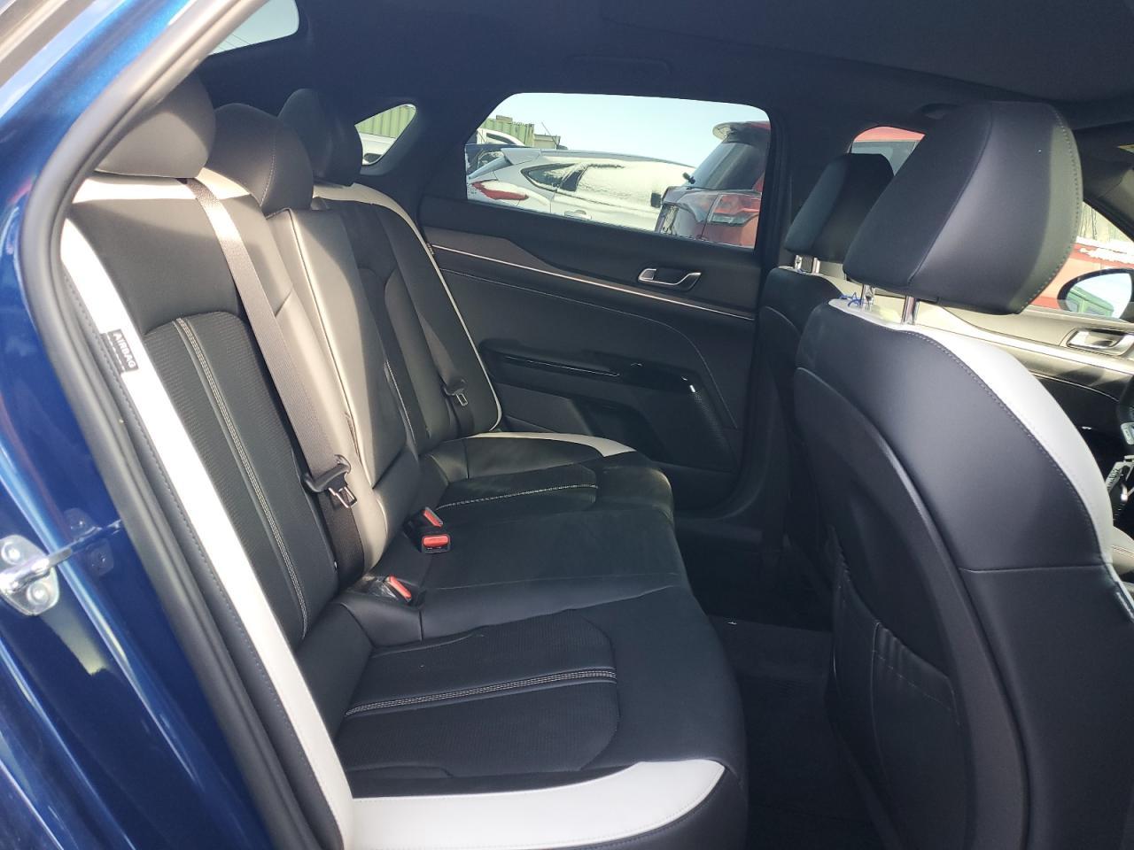 2025 KIA K5