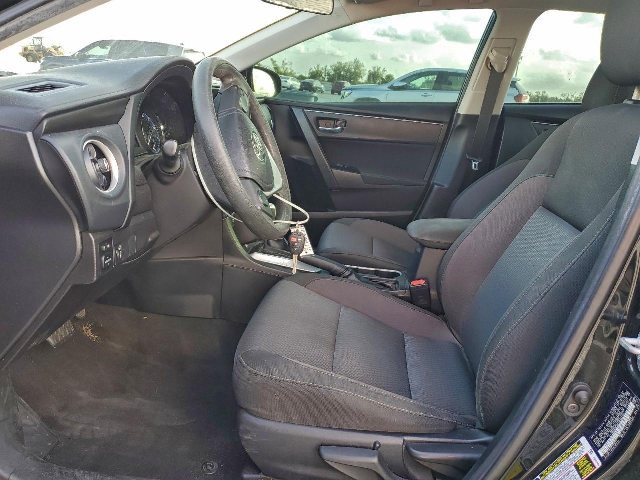 2019 TOYOTA COROLLA