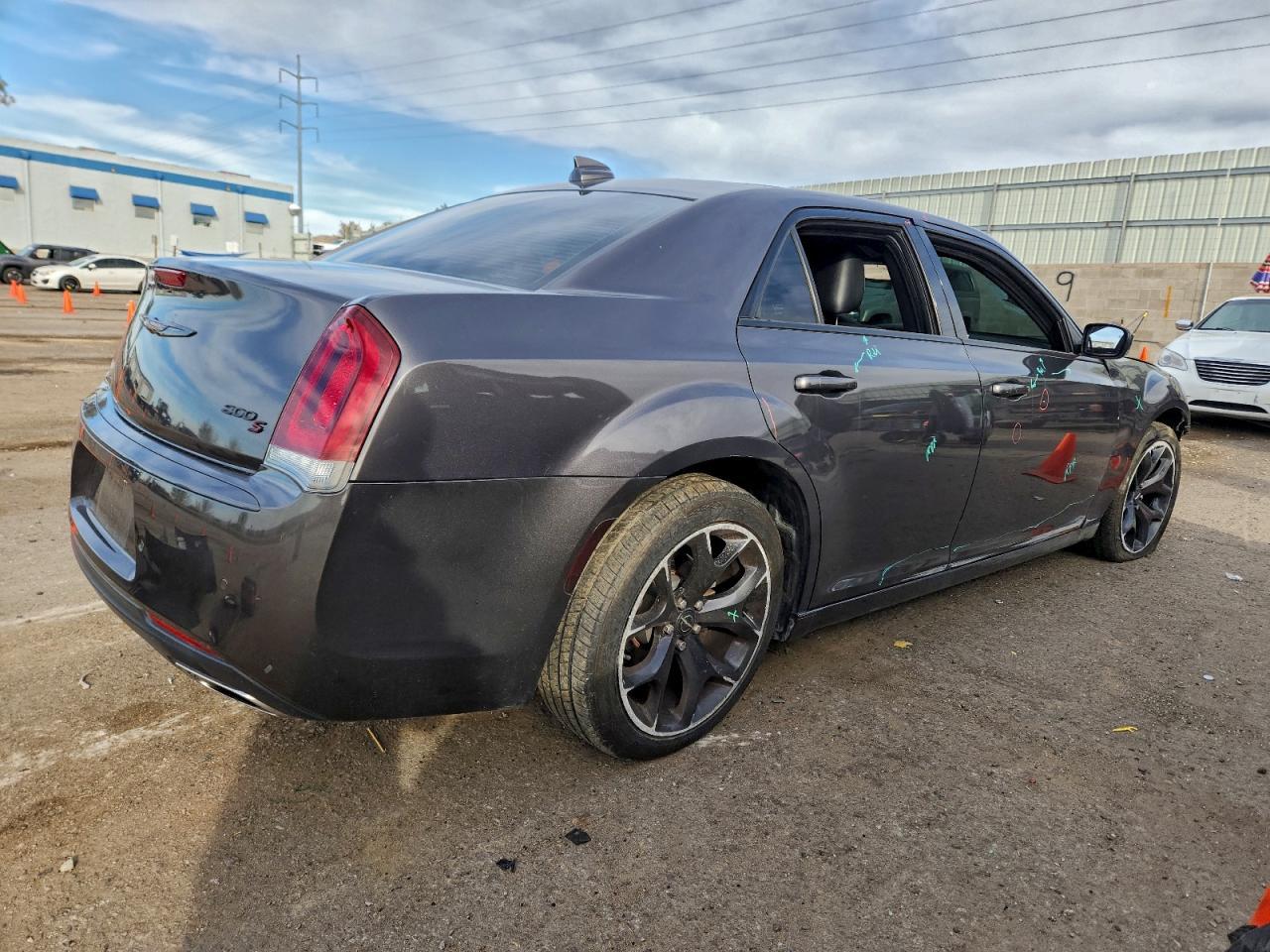 2022 CHRYSLER 300