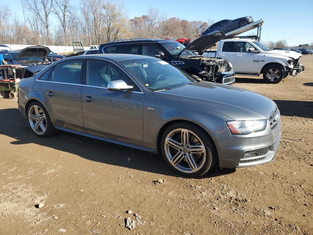 2013 AUDI S4