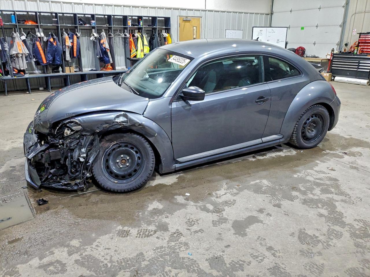2018 VOLKSWAGEN Beetle