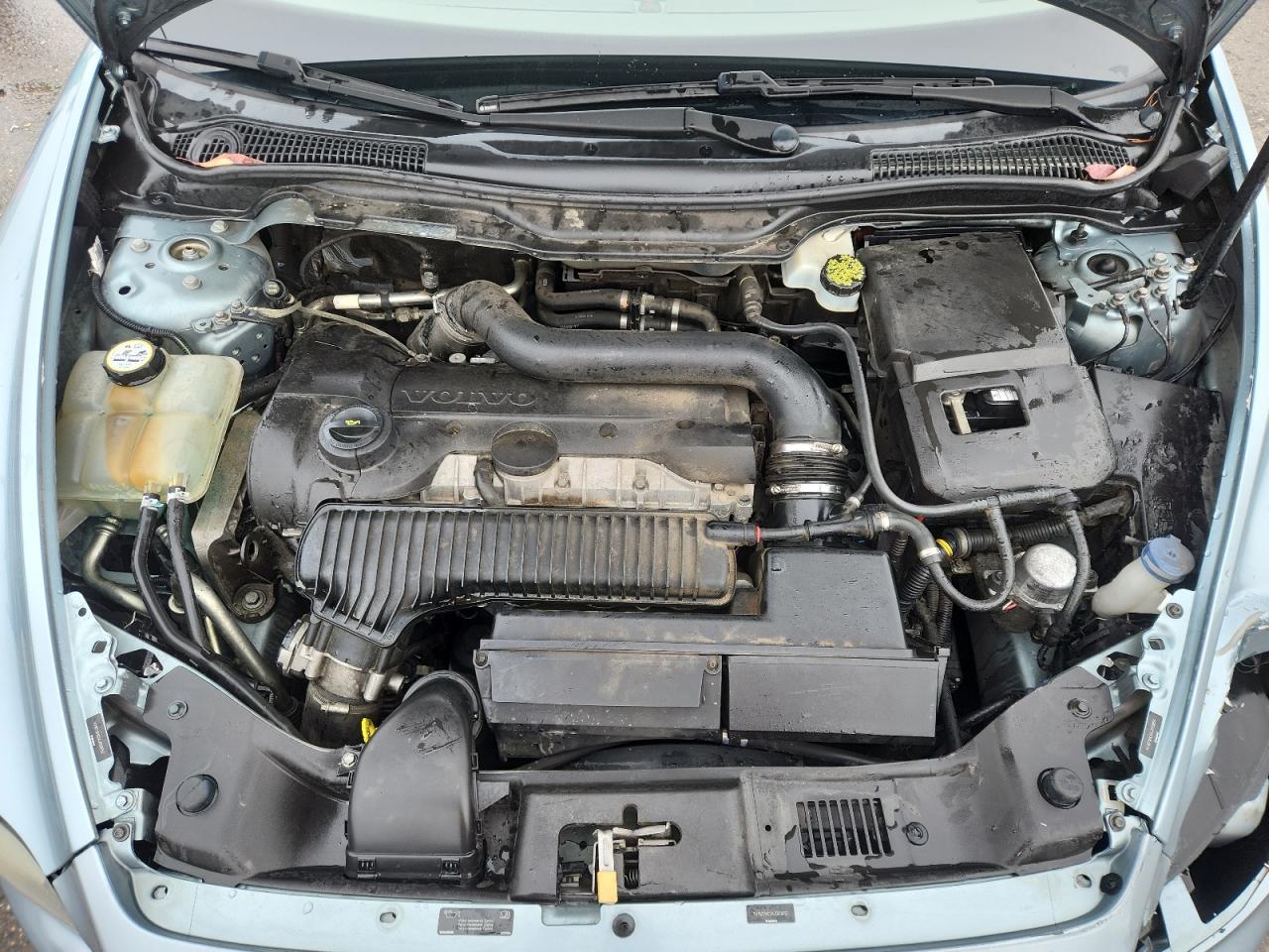 2010 VOLVO C70