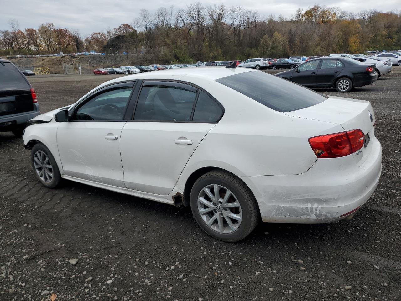 2011 VOLKSWAGEN JETTA