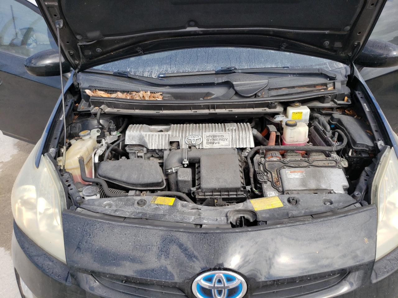 2011 TOYOTA PRIUS