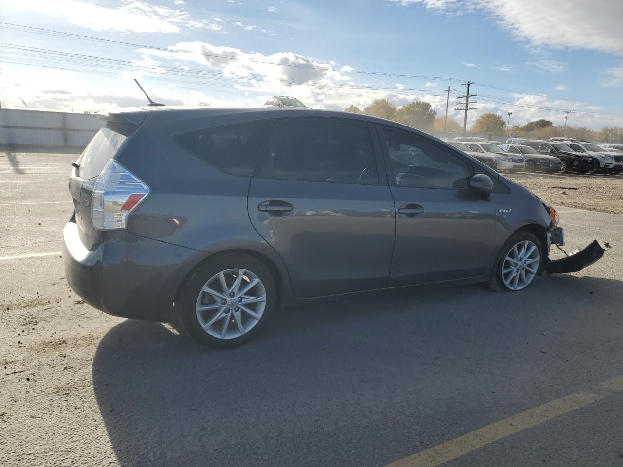 2012 TOYOTA PRIUS V
