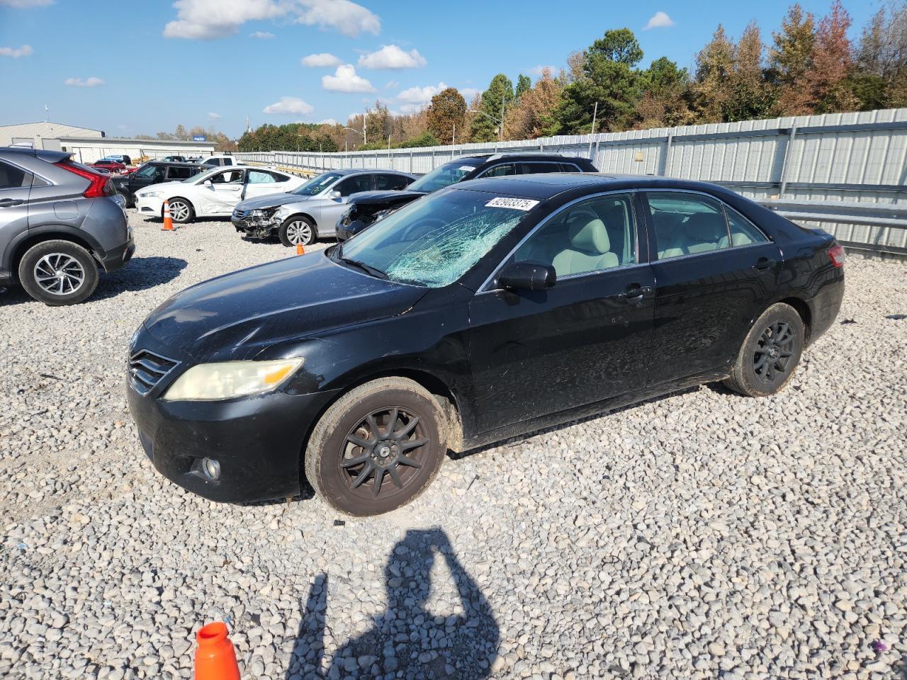 2011 TOYOTA CAMRY