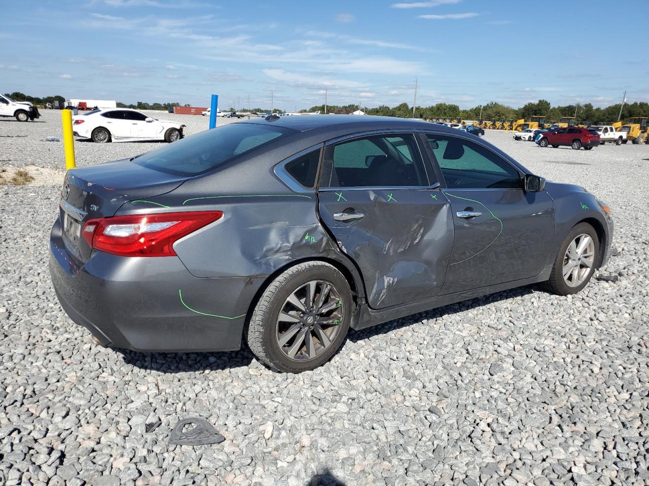 2017 NISSAN ALTIMA