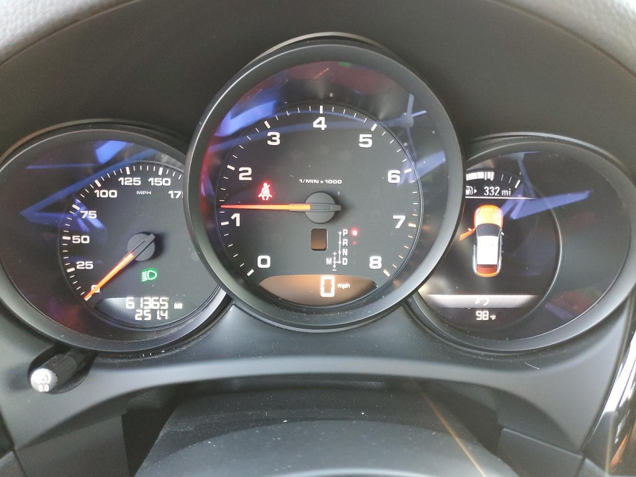 2019 PORSCHE Macan