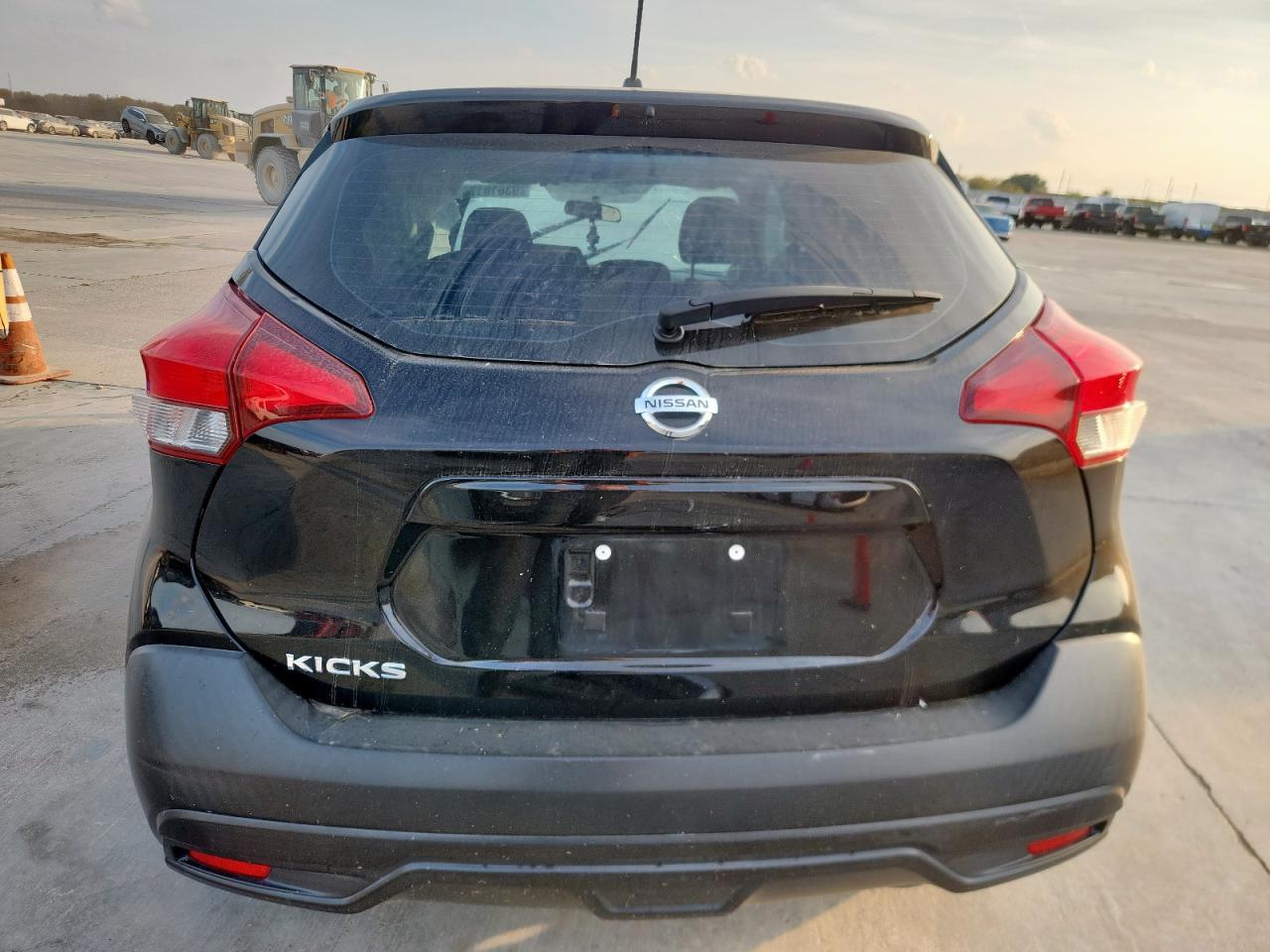 2019 NISSAN KICKS