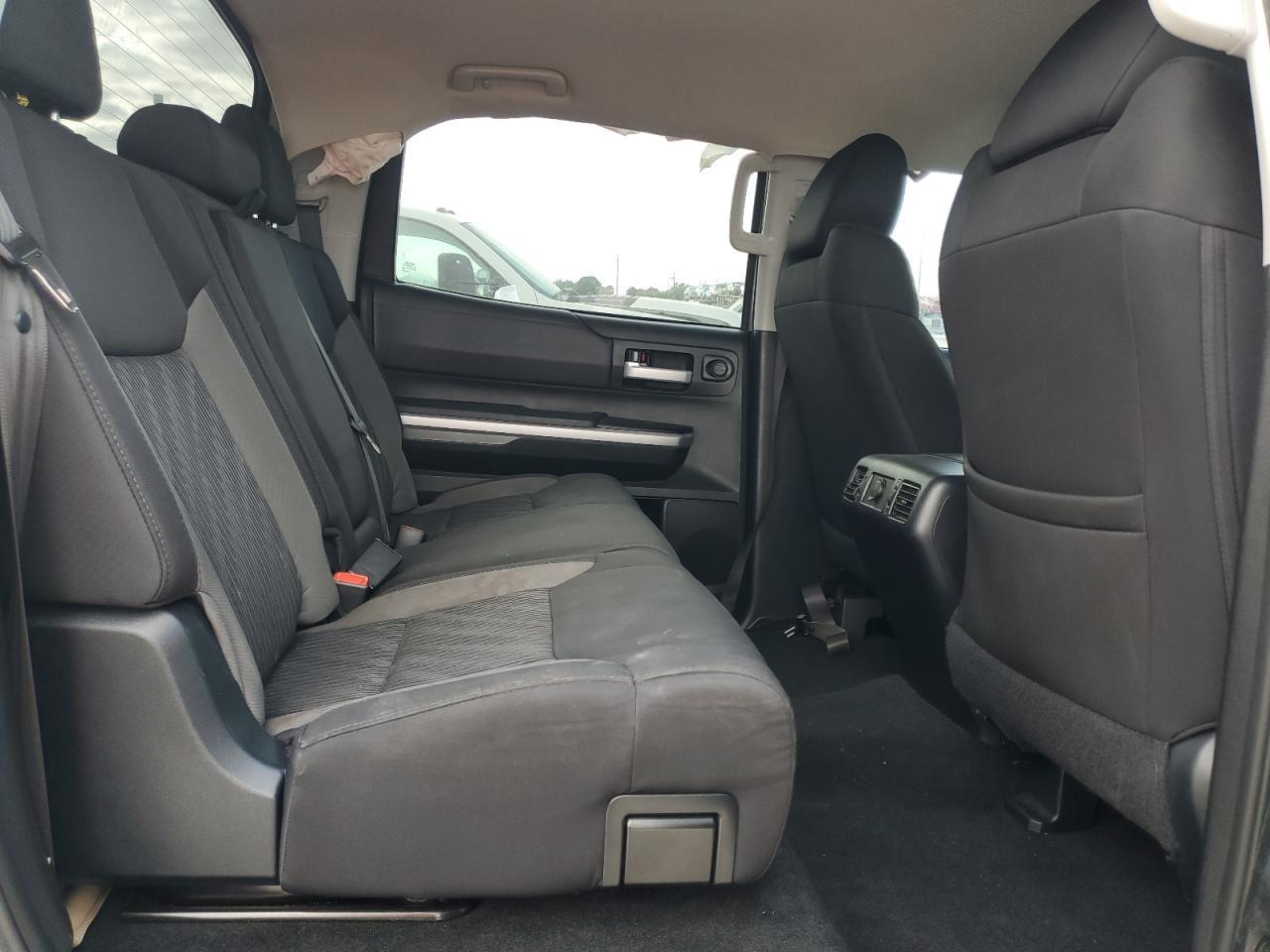 2017 TOYOTA TUNDRA