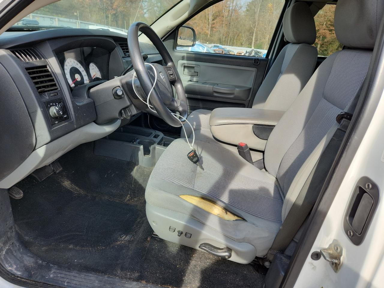 2011 DODGE Dakota