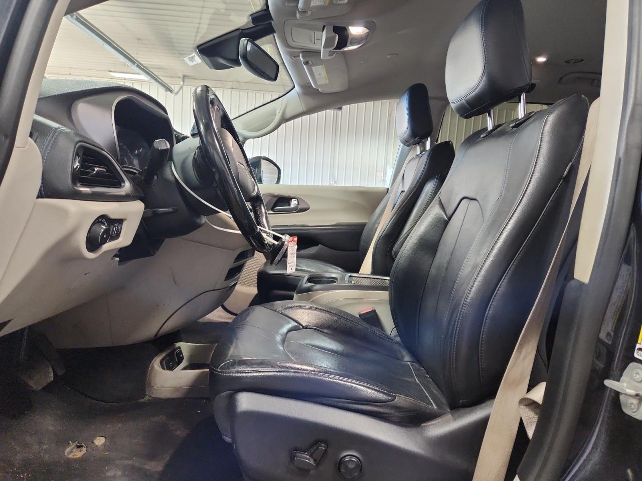 2021 CHRYSLER Pacifica