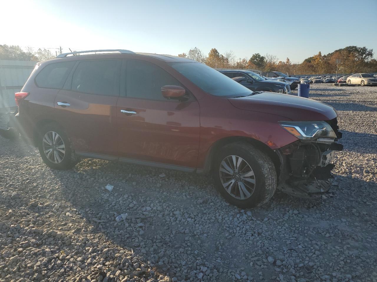 2017 NISSAN PATHFINDER