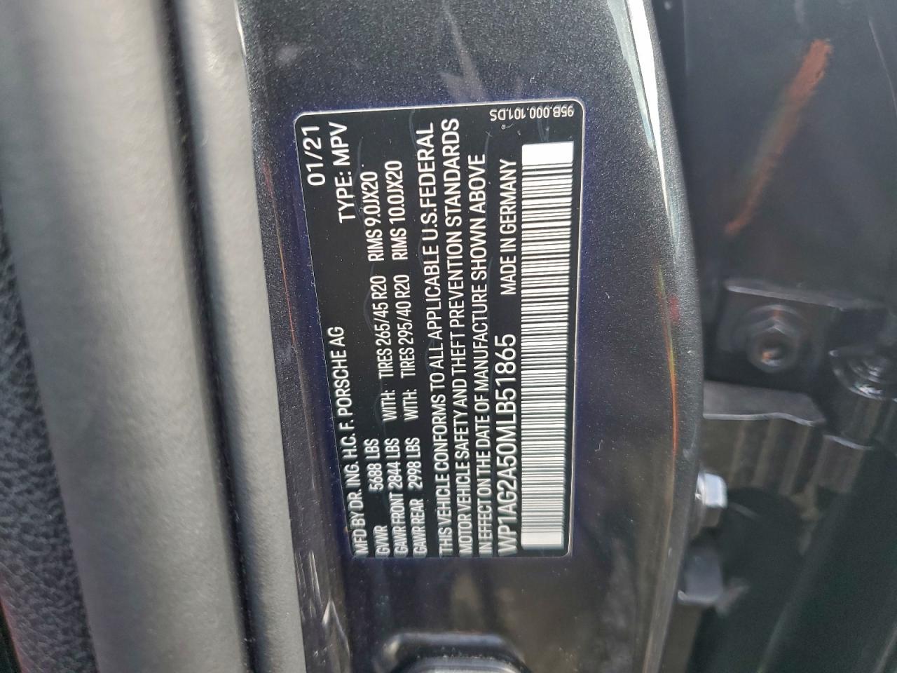 2021 PORSCHE Macan