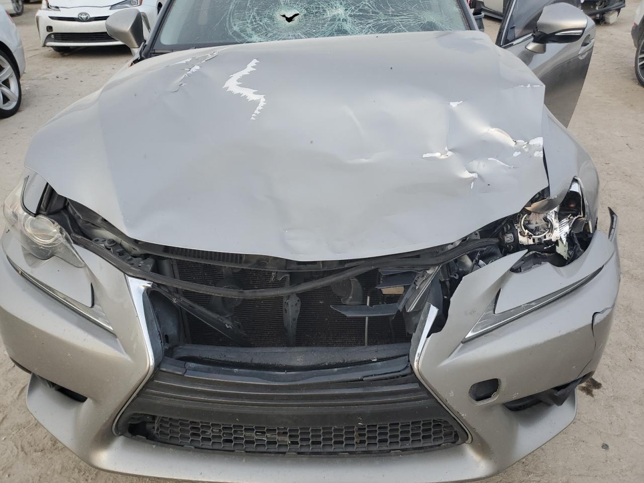 2016 LEXUS IS 300