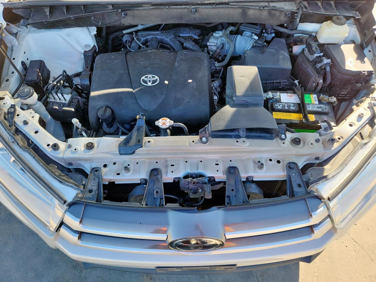 2018 TOYOTA HIGHLANDER