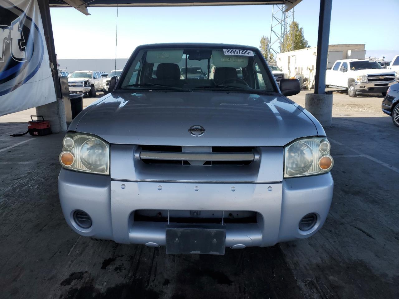 2004 NISSAN Frontier