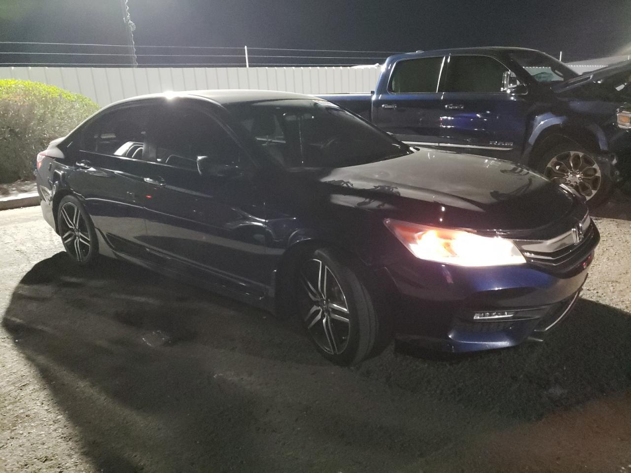 2017 HONDA ACCORD