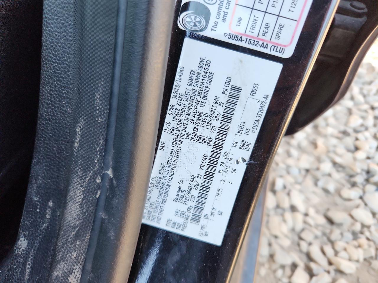 2011 FORD Fiesta