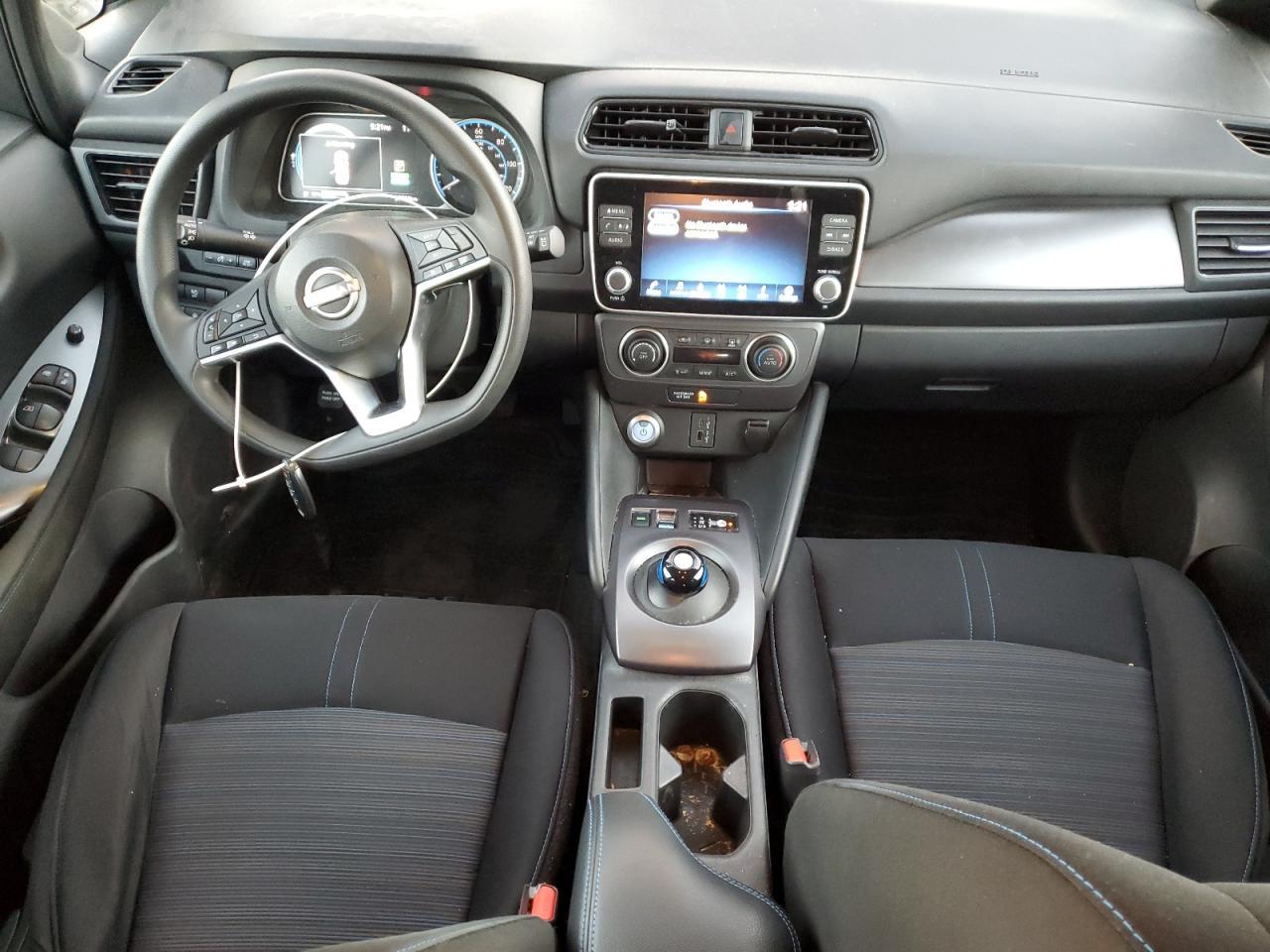 2023 NISSAN LEAF