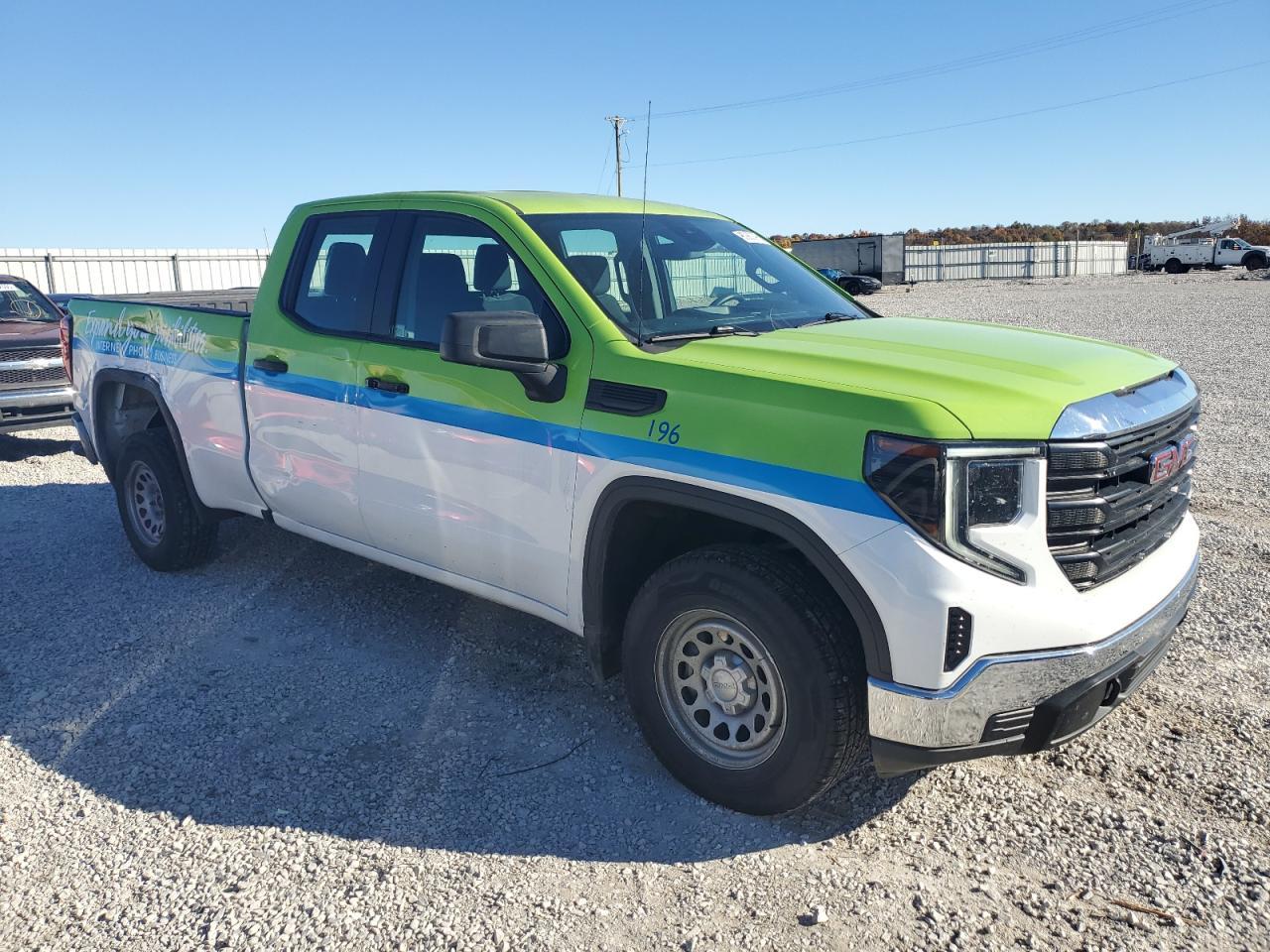 2023 GMC Sierra