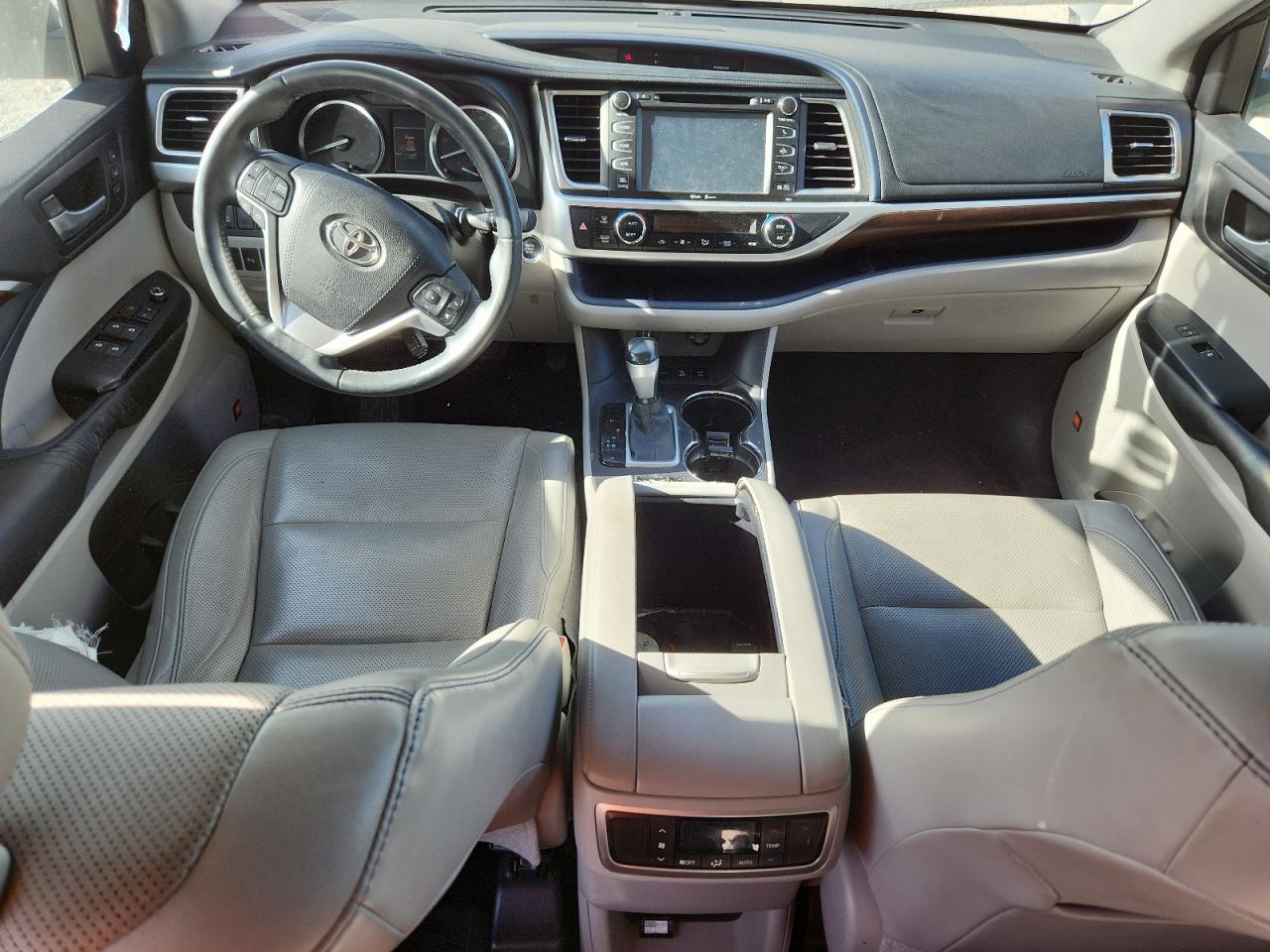 2015 TOYOTA HIGHLANDER