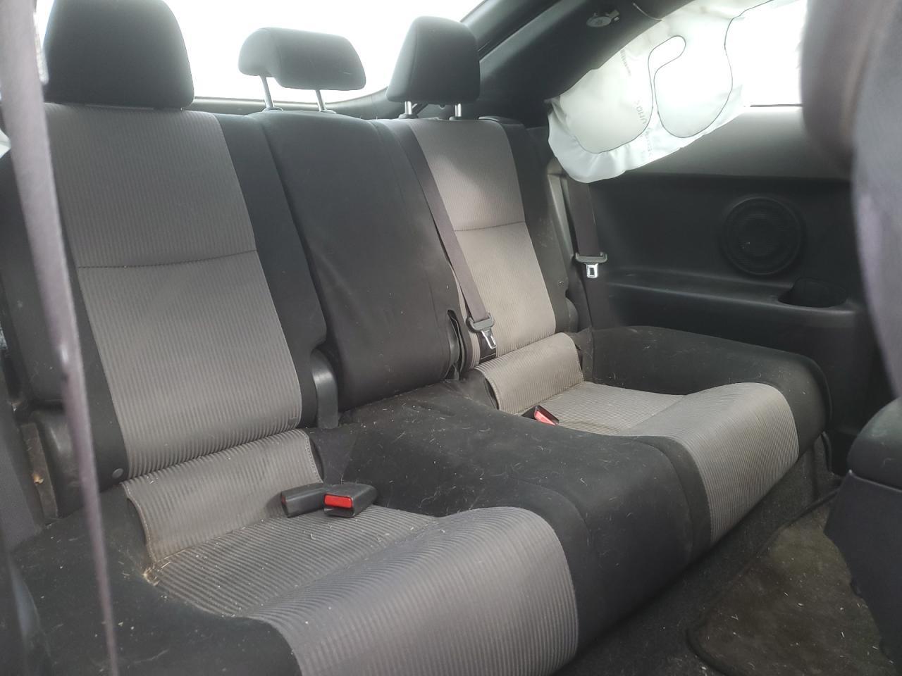 2015 TOYOTA SCION