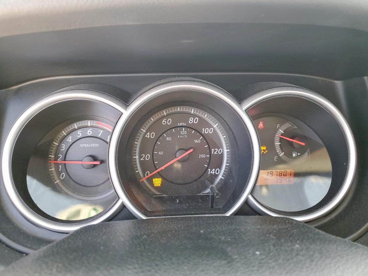 2012 NISSAN VERSA