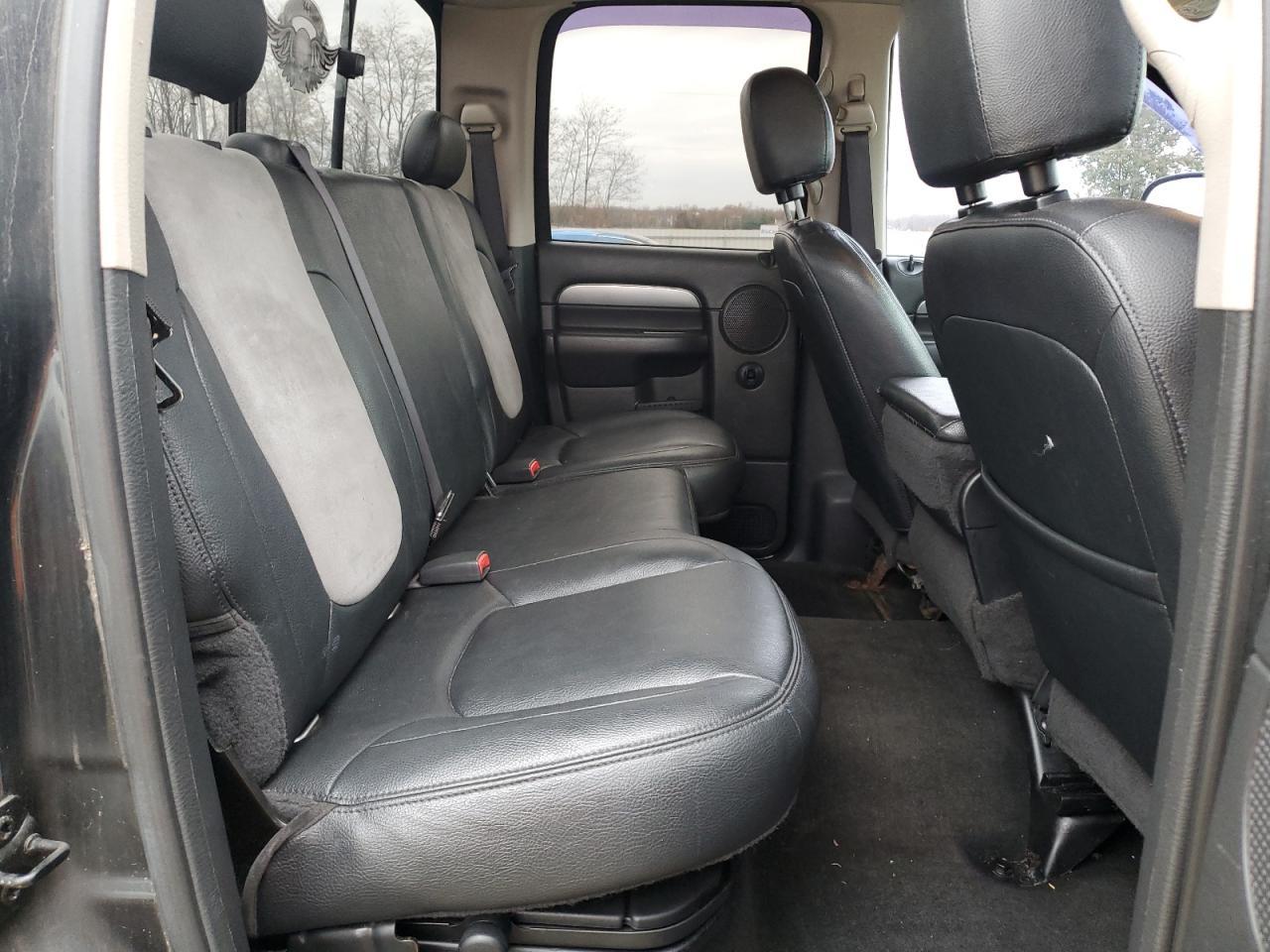 2004 DODGE Ram 2500