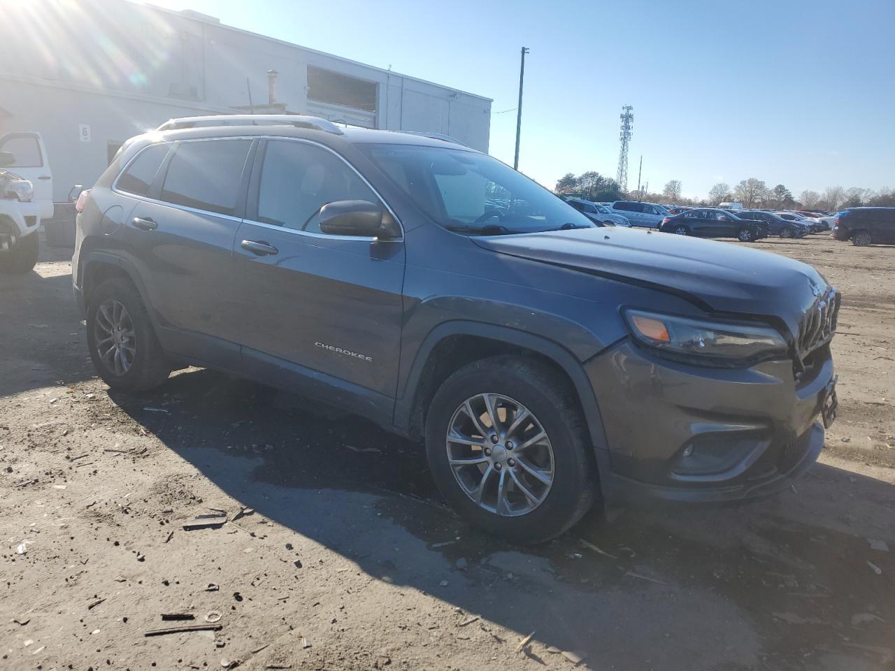 2019 JEEP CHEROKEE