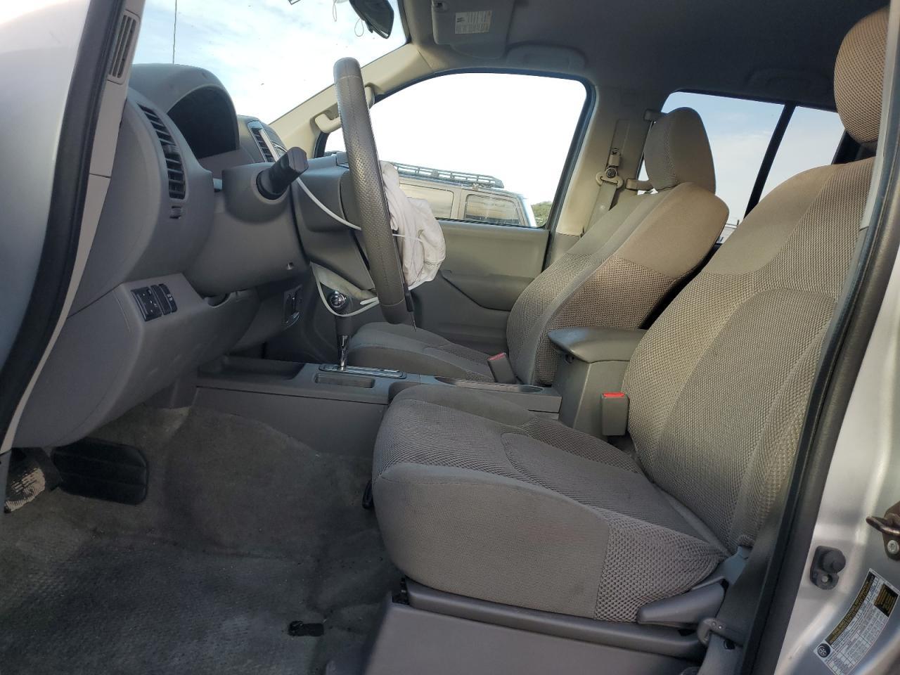 2016 NISSAN Frontier