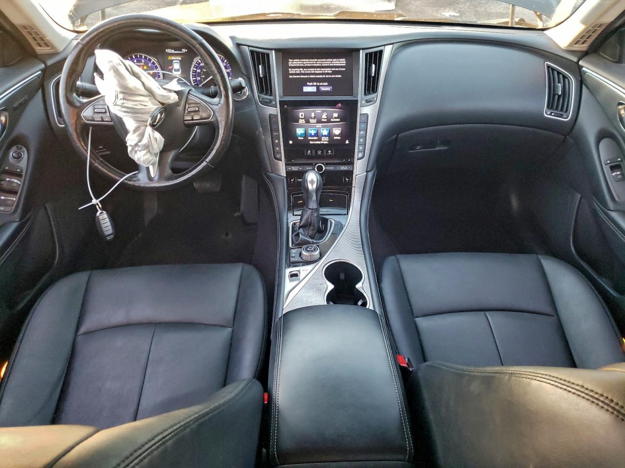 2016 INFINITI Q50