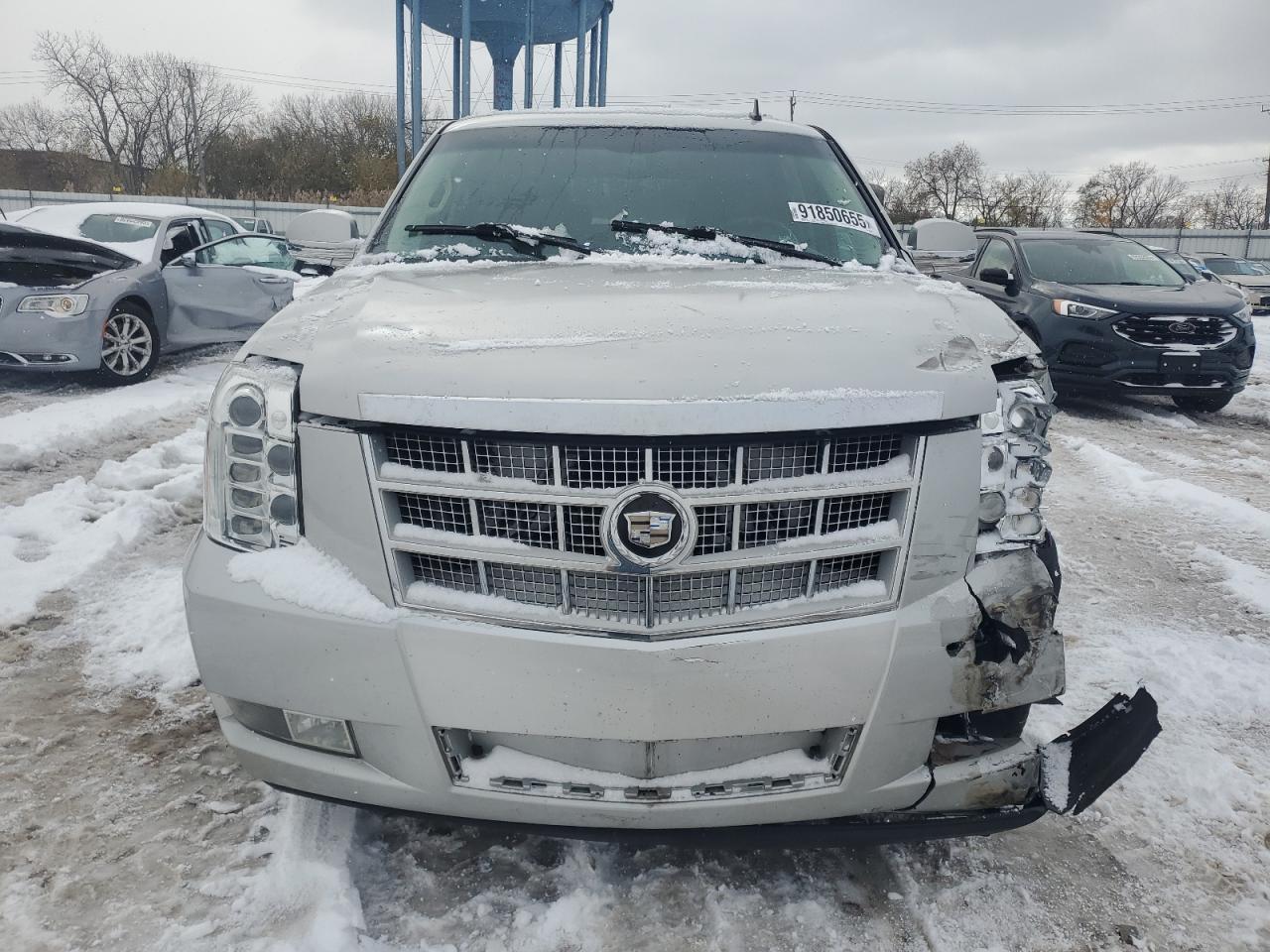 2011 CADILLAC ESCALADE